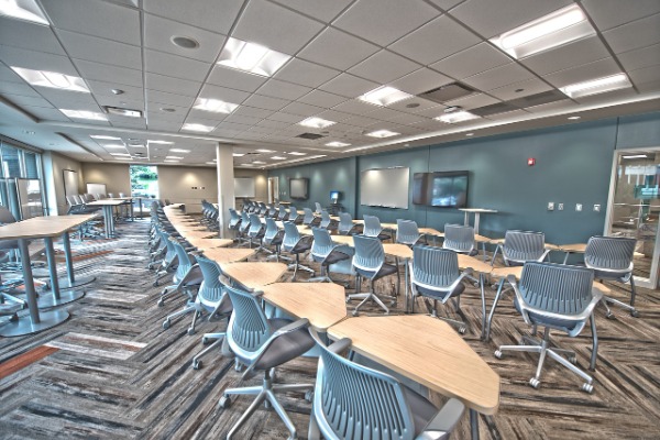 study-hall-1687717_1280.jpg