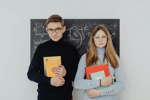 澳大利亚麦考瑞大学硕士学位证书与留学价值.jpg