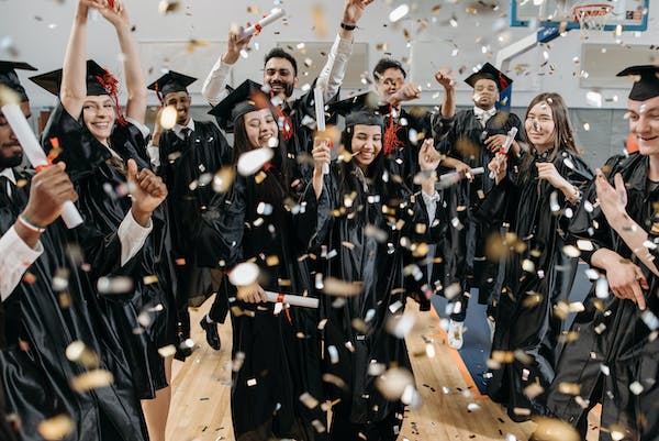 心理学留学澳洲好找工作吗？2026年毕业生就业方向与薪资详解